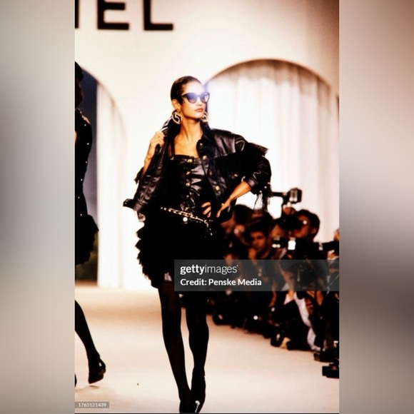 Chanel Vintage S/S 1987 Black Lambskin Leather Lace Gold Wheat Mini Dress - Picture 5 of 16